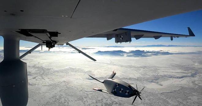 美國公司試飛新型無人機大獲成功 極大完善無人機作戰(zhàn)系統(tǒng)(圖1)